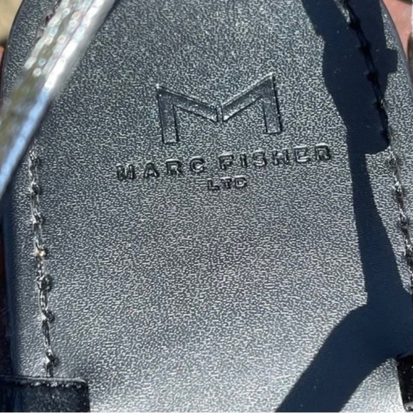 NWT Marc Fisher Studded Metallic Silver Leather Thong Ankle Strap Sandal - Picture 11 of 12